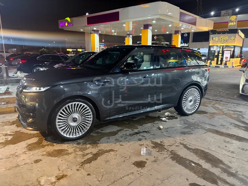 2024 لاند روفر رينج روفر سبورت اوتوبيوجرافي