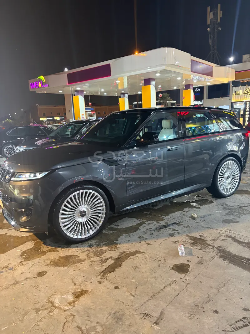 2024 لاند روفر رينج روفر سبورت اوتوبيوجرافي