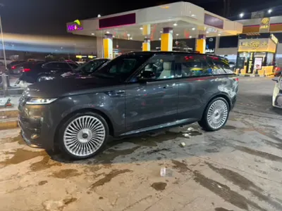 2024 لاند روفر رينج روفر سبورت اوتوبيوجرافي