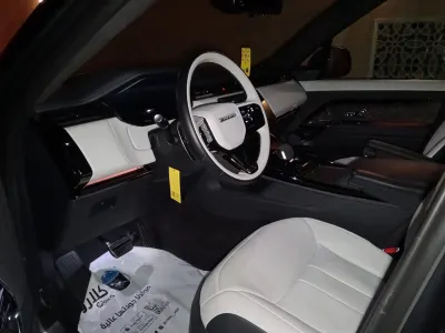 2024 لاند روفر رينج روفر سبورت اوتوبيوجرافي