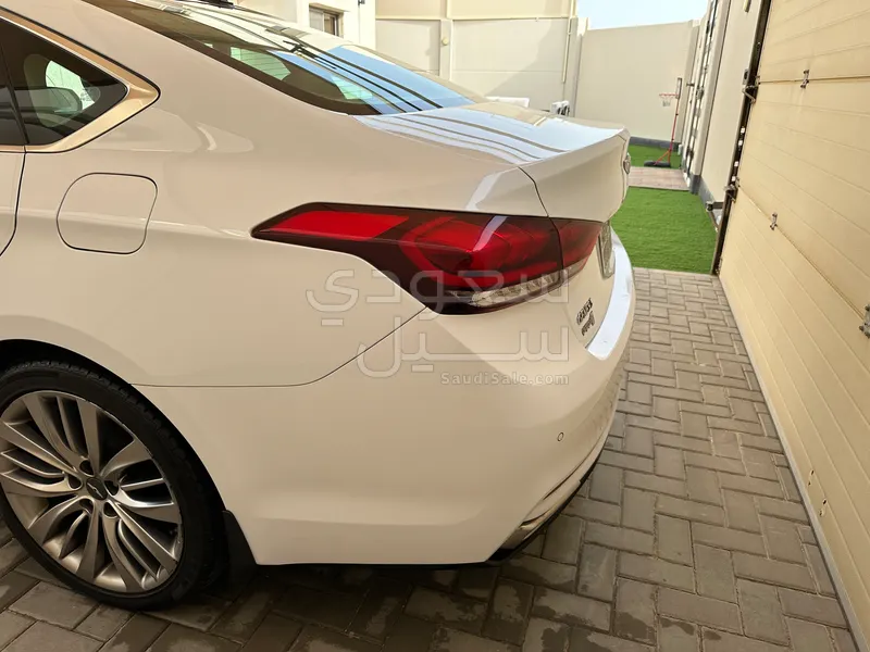 2018 جينيسيس جي 80