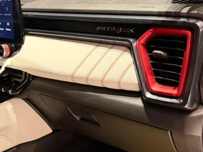 2025 جي ام سي كانيون اي تي 4