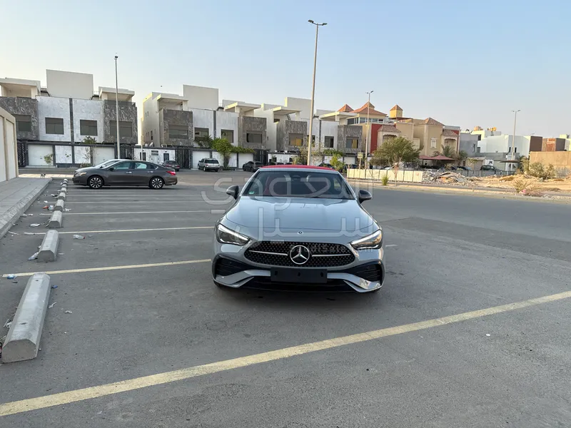 2026 مرسيدس - بنز سي إل إي 200