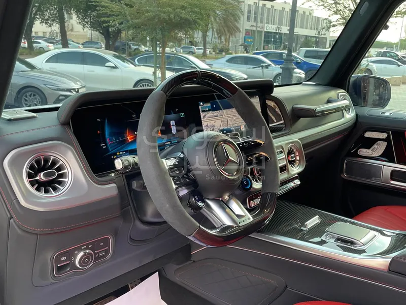 2025 مرسيدس - بنز جي 63 أي إم جي