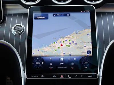 2026 مرسيدس - بنز سي 200 أي إم جي