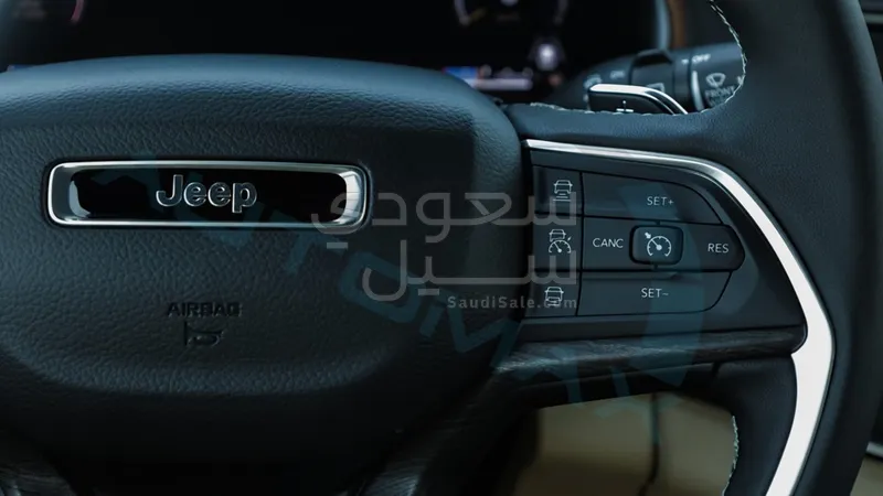 2025 جييب جراند شيروكي ليمتد بلس