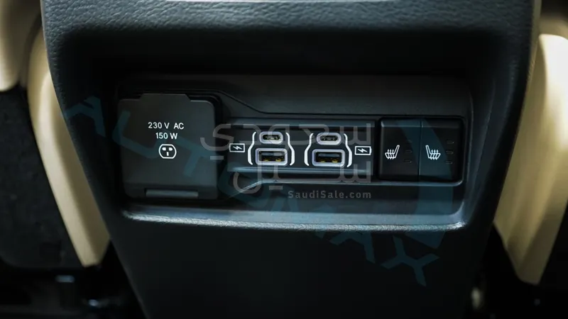 2025 جييب جراند شيروكي ليمتد بلس