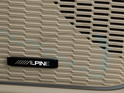 2025 جييب جراند شيروكي ليمتد بلس