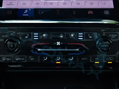 2025 جييب جراند شيروكي ليمتد بلس