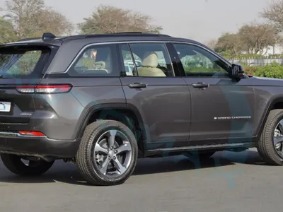 2025 جييب جراند شيروكي ليمتد بلس