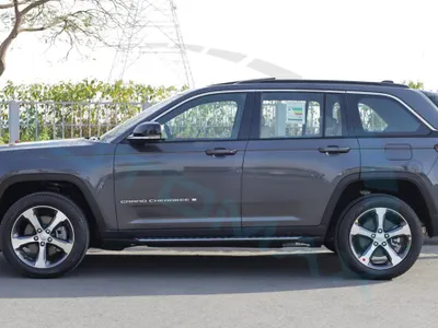 2025 جييب جراند شيروكي ليمتد بلس