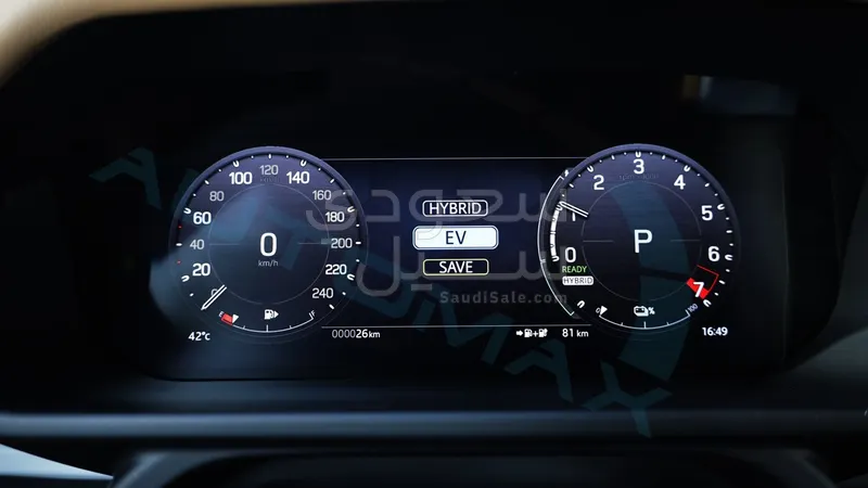 2025 لاند روفر ديفيندر اكس داينمك