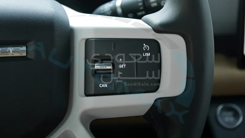 2025 لاند روفر ديفيندر اكس داينمك