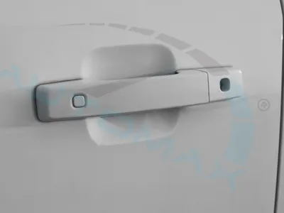 2025 لاند روفر ديفيندر اكس داينمك