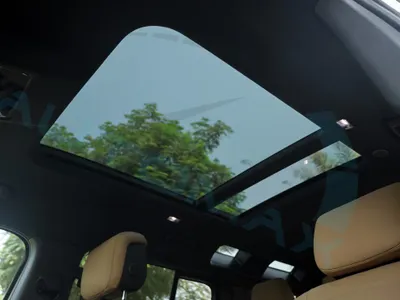 2025 لاند روفر ديفيندر اكس داينمك