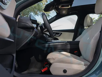 2026 مرسيدس - بنز إي 300 أي إم جي