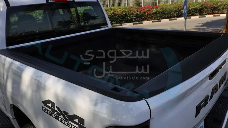 2025 دودج رام 1500 بيج هورن