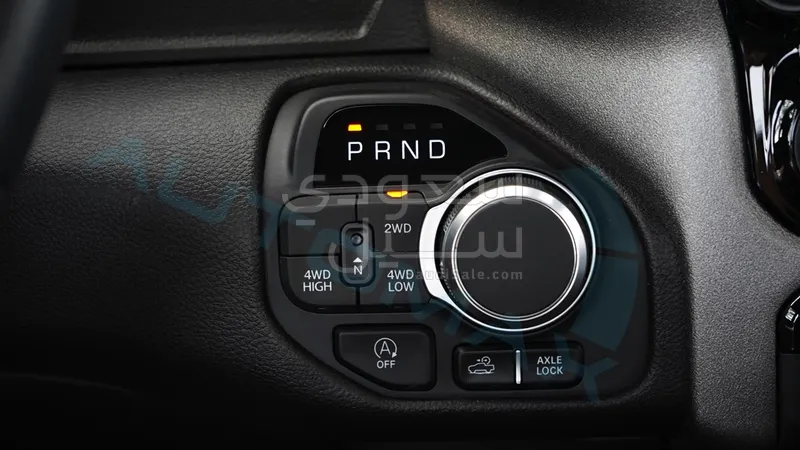 2025 دودج رام 1500 بيج هورن