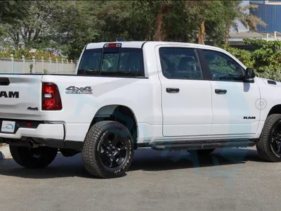 2025 دودج رام 1500 بيج هورن