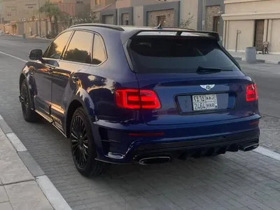 2017 بنتلي بنتايجا الاصدار الاسود