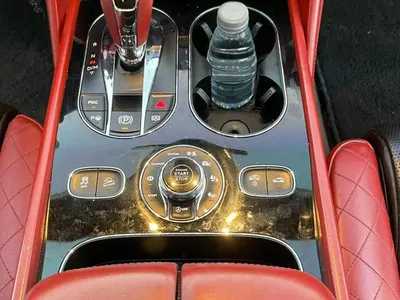 2017 بنتلي بنتايجا الاصدار الاسود