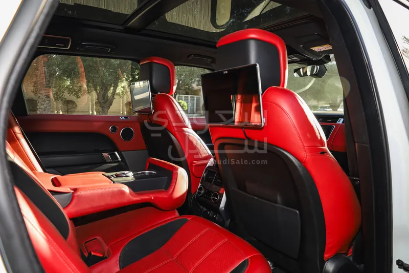 2020 لاند روفر رينج روفر سبورت اتش اس اي