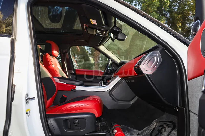 2020 لاند روفر رينج روفر سبورت اتش اس اي