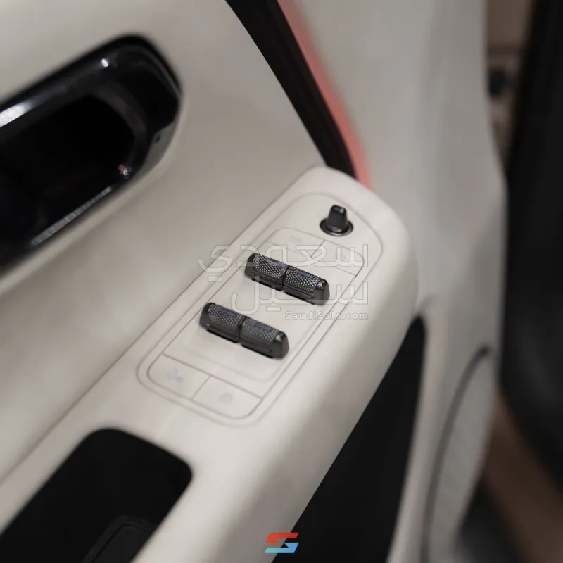 2026 روكس 01 أدماس