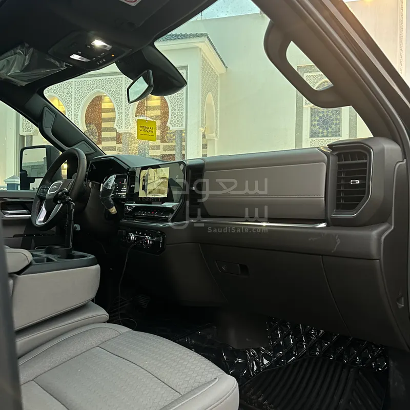 2025 جي ام سي سييرا اتش دي 2500