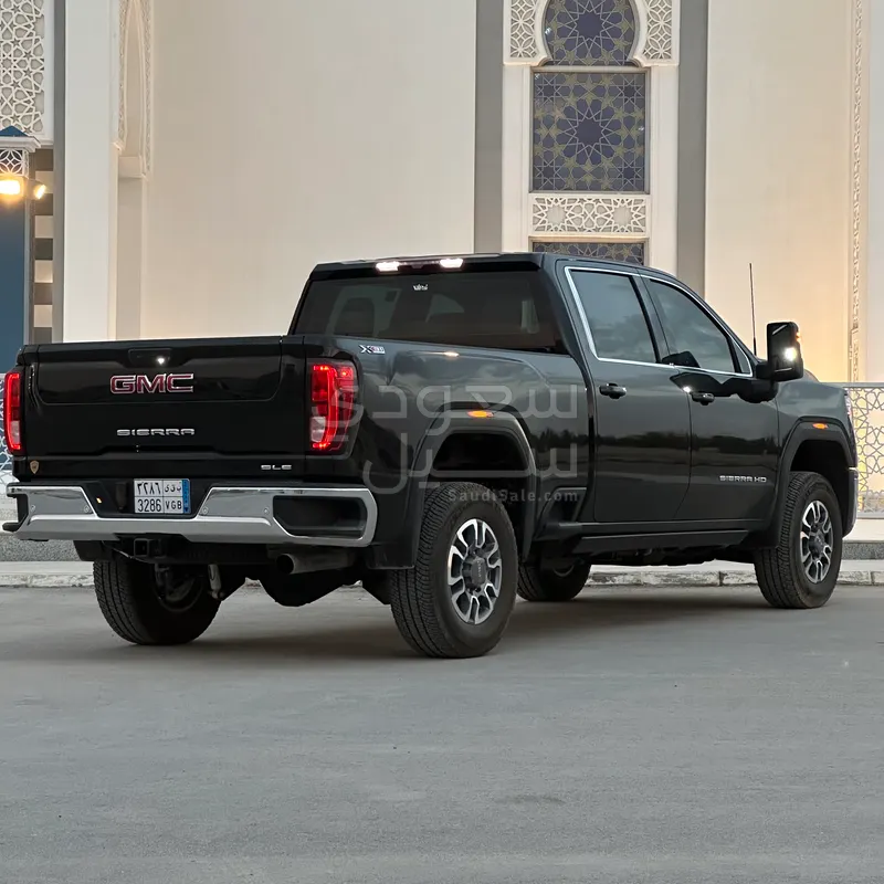 2025 جي ام سي سييرا اتش دي 2500