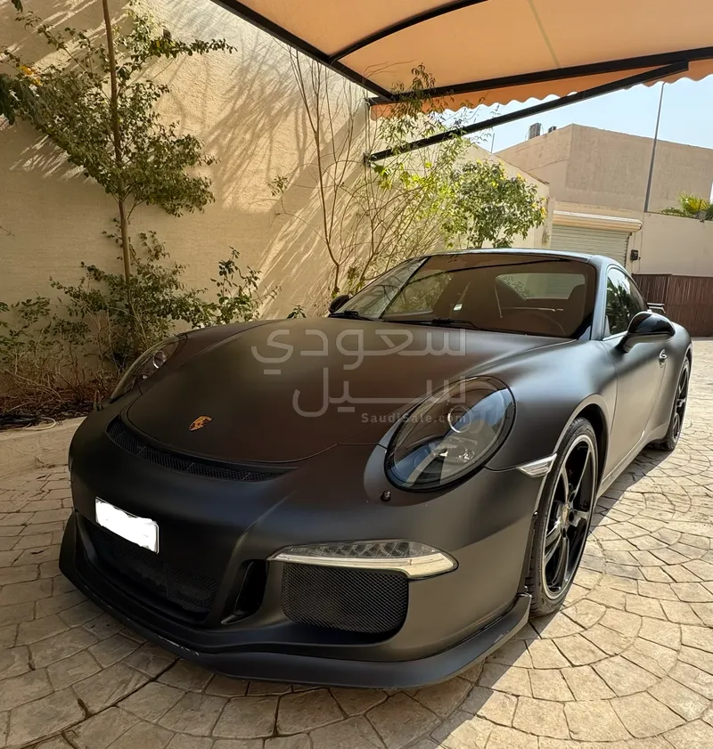 2013 بورش 911 كاريرا