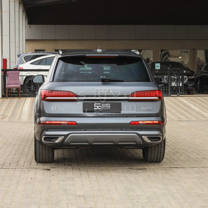 2021 اودي كيو 7