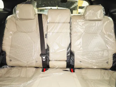 2025 لكزس أر إكس 350