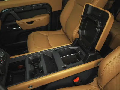 2026 لاند روفر ديفيندر اس اي