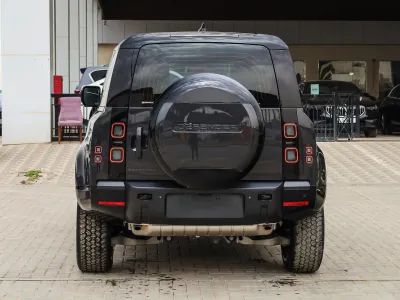 2026 لاند روفر ديفيندر اس اي