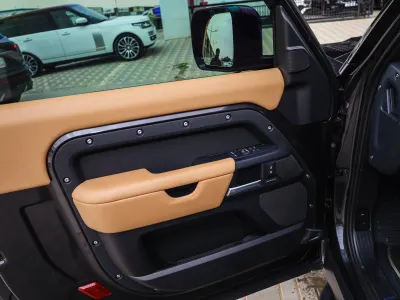 2026 لاند روفر ديفيندر اس اي