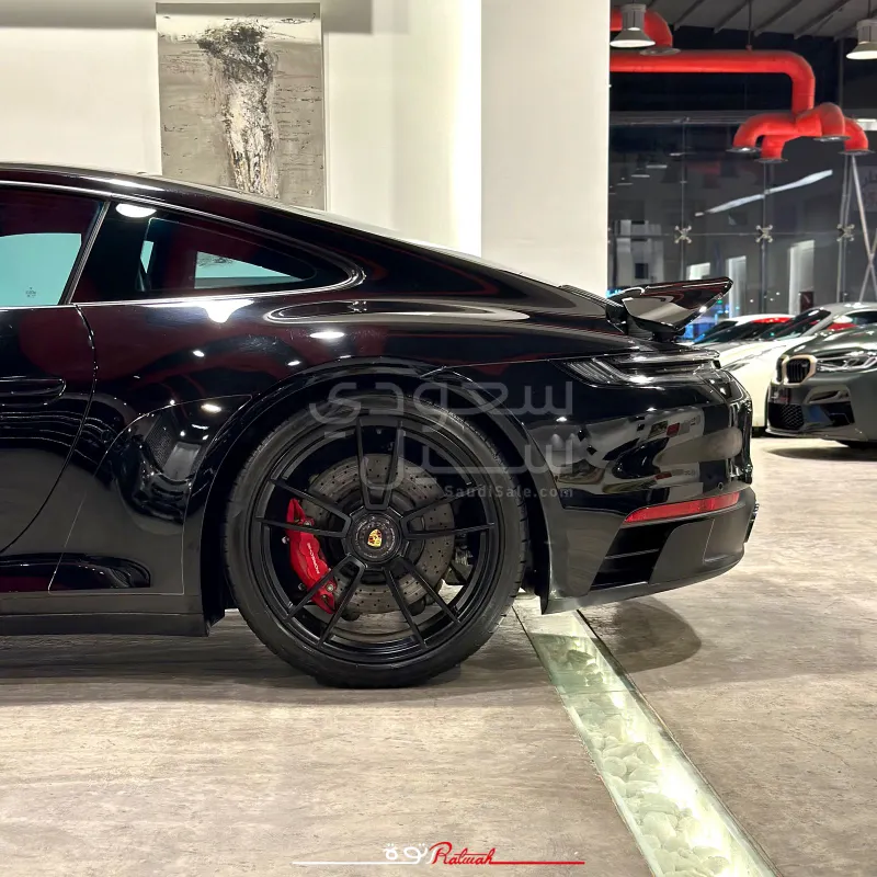 2023 بورش 911 كاريرا جي تي اس