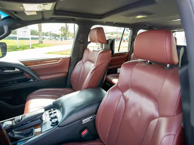 2020 لكزس إل إكس 570 اس