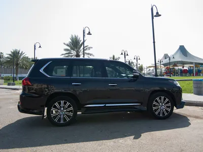 2020 لكزس إل إكس 570 اس