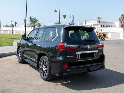 2020 لكزس إل إكس 570 اس