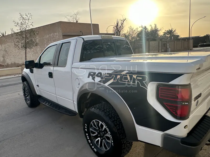 2013 فورد اف 150 رابتور