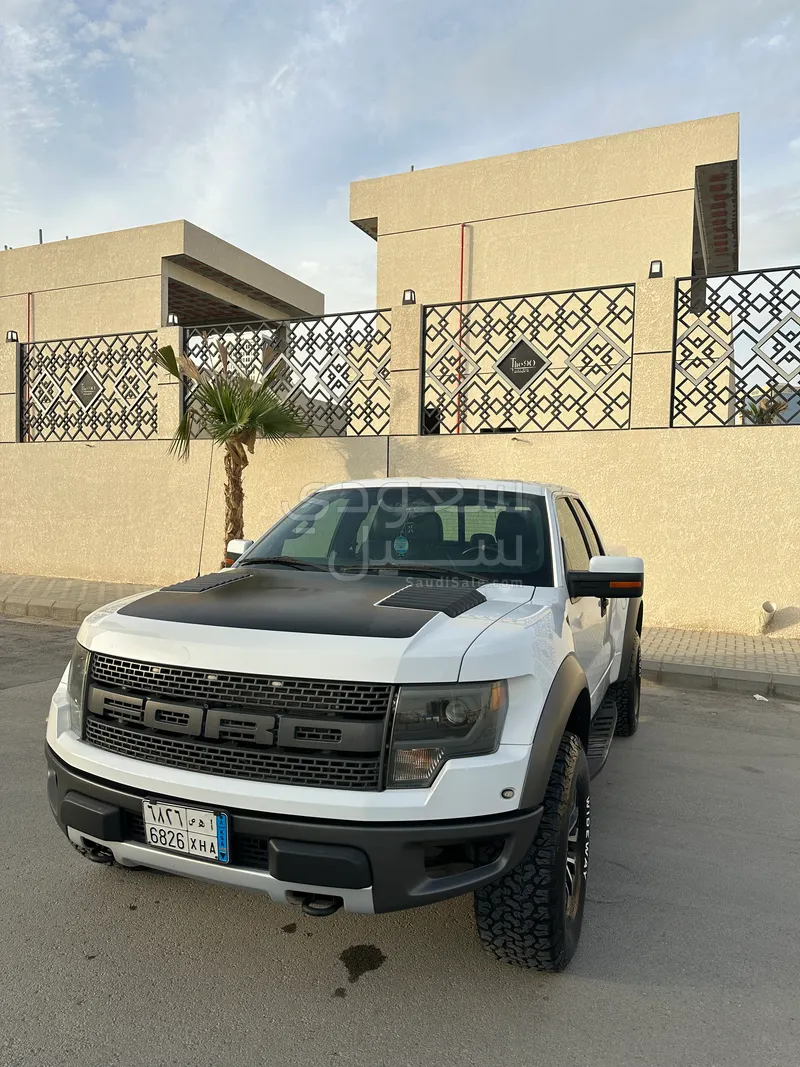 2013 فورد اف 150 رابتور