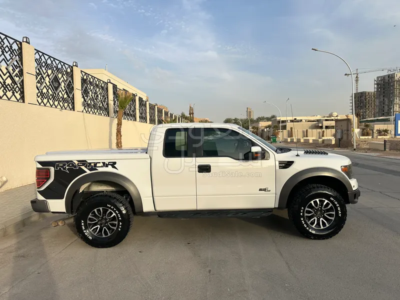 2013 فورد اف 150 رابتور