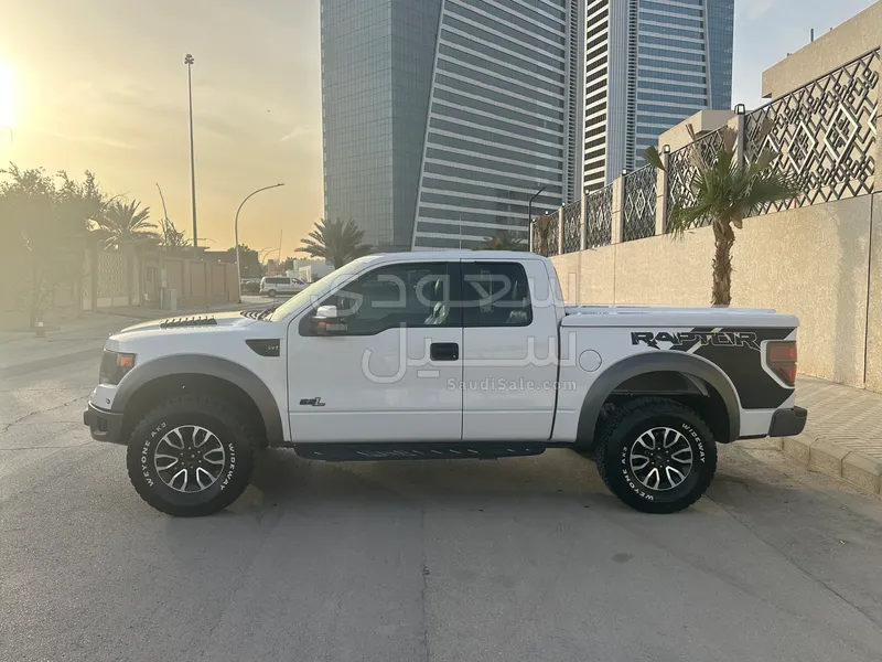 2013 فورد اف 150 رابتور