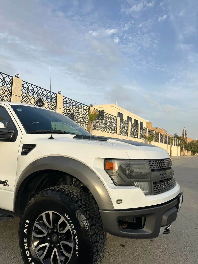 2013 فورد اف 150 رابتور