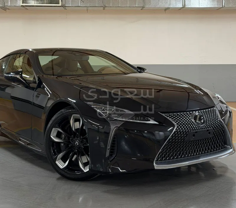 2024 لكزس إل سي 500