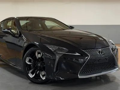 2024 لكزس إل سي 500