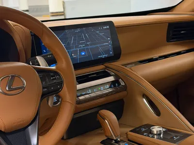 2024 لكزس إل سي 500
