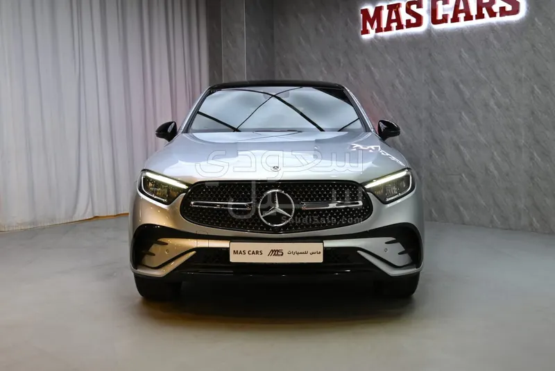 2024 مرسيدس - بنز جي إل سي 200