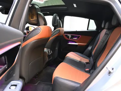 2024 مرسيدس - بنز جي إل سي 200